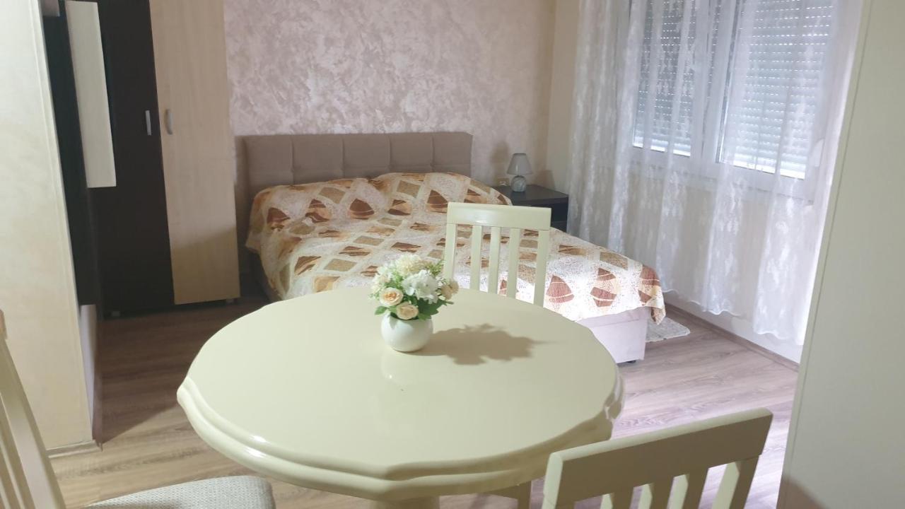 Apartments Kamenjar Novi Sad Dış mekan fotoğraf