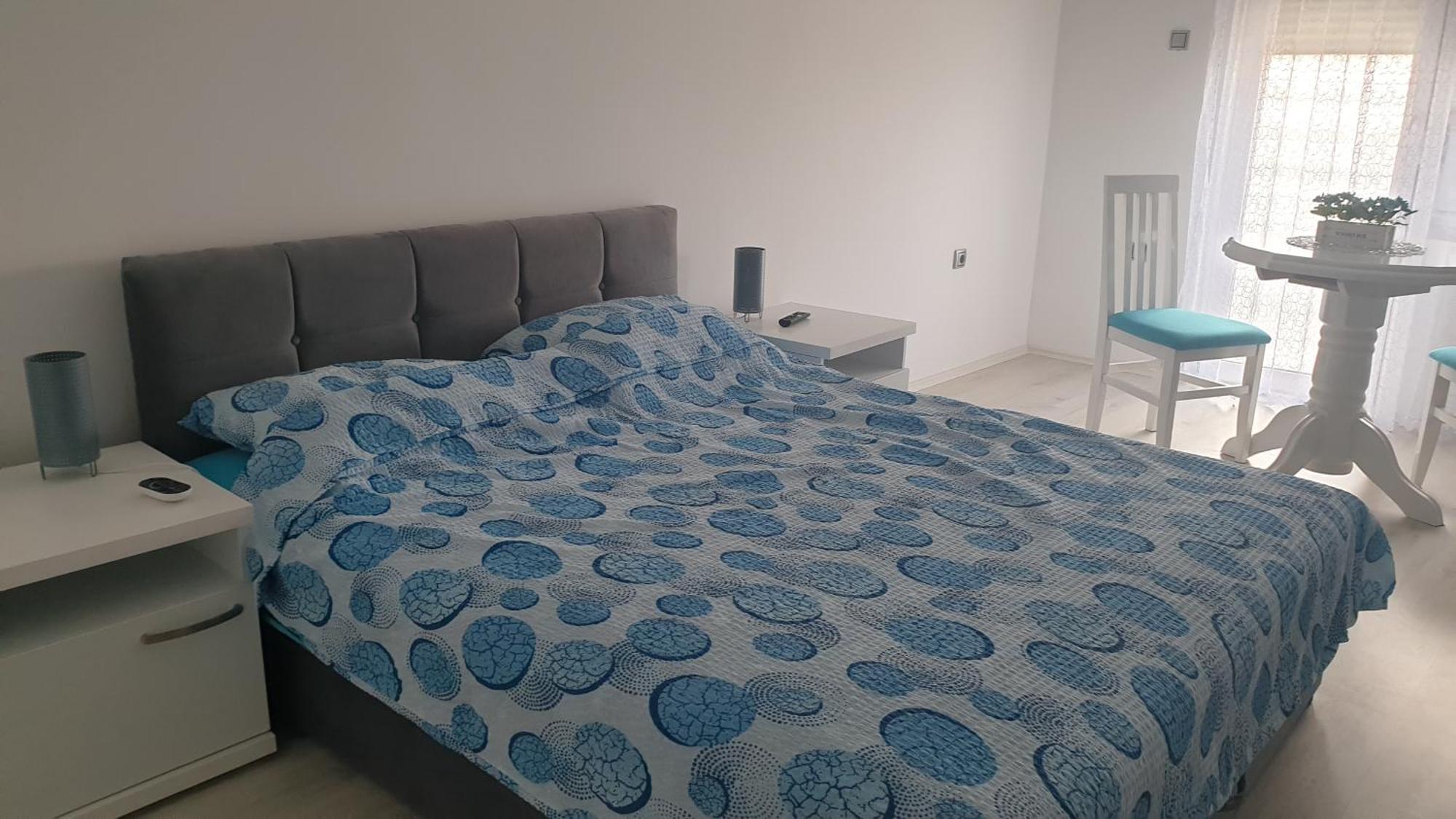 Apartments Kamenjar Novi Sad Oda fotoğraf